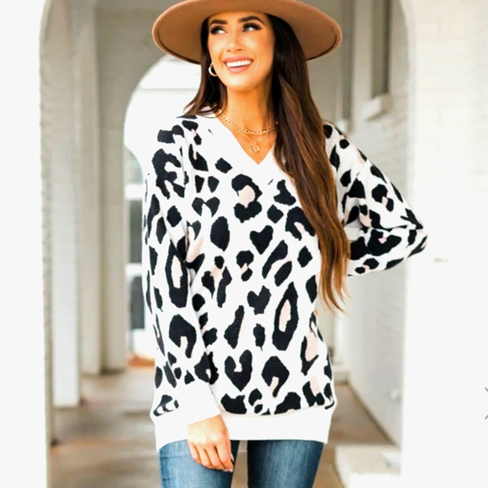 ENTRO • ANTHROPOLOGIE Leopard Print Sweater Top ~ NWT